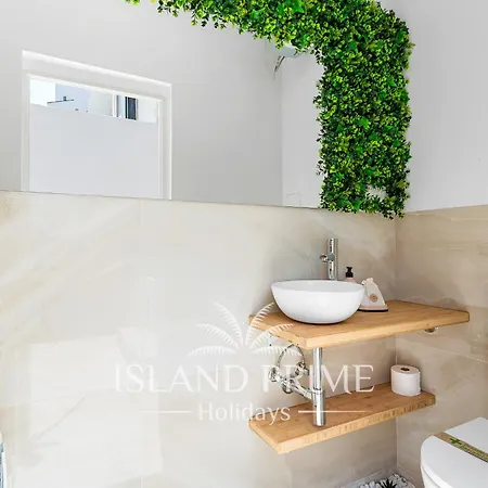 Family Garden Relax In Cristianos Lc26